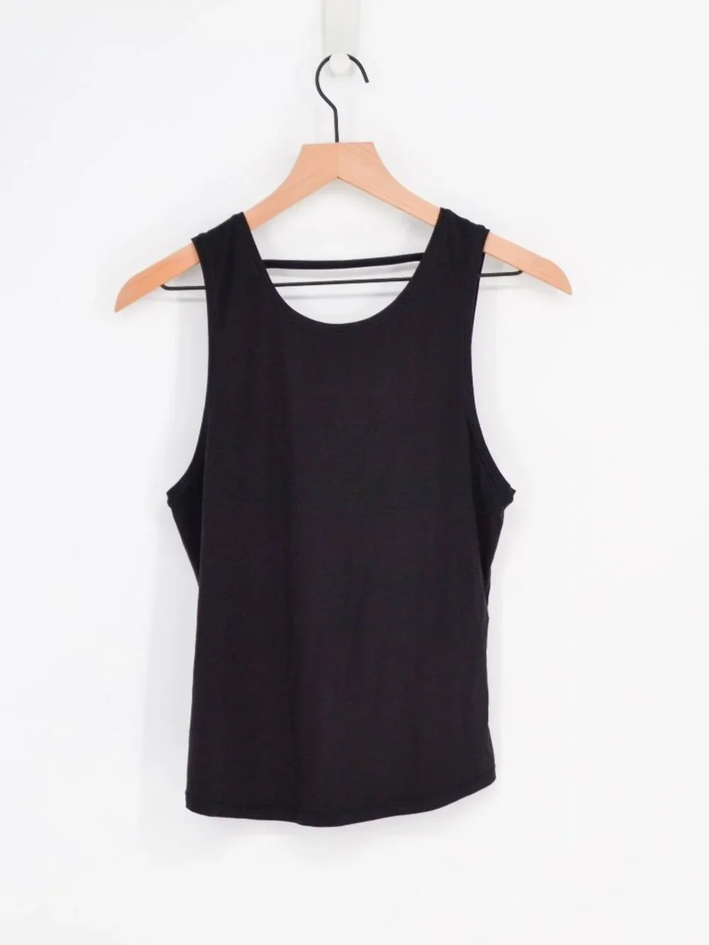 Lululemon Open Back Tank Top Black Size 6